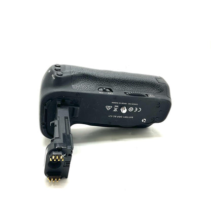 【全額返金保証】【最速発送】Canon BG-E21 バッテリーグリップ 動作確認済