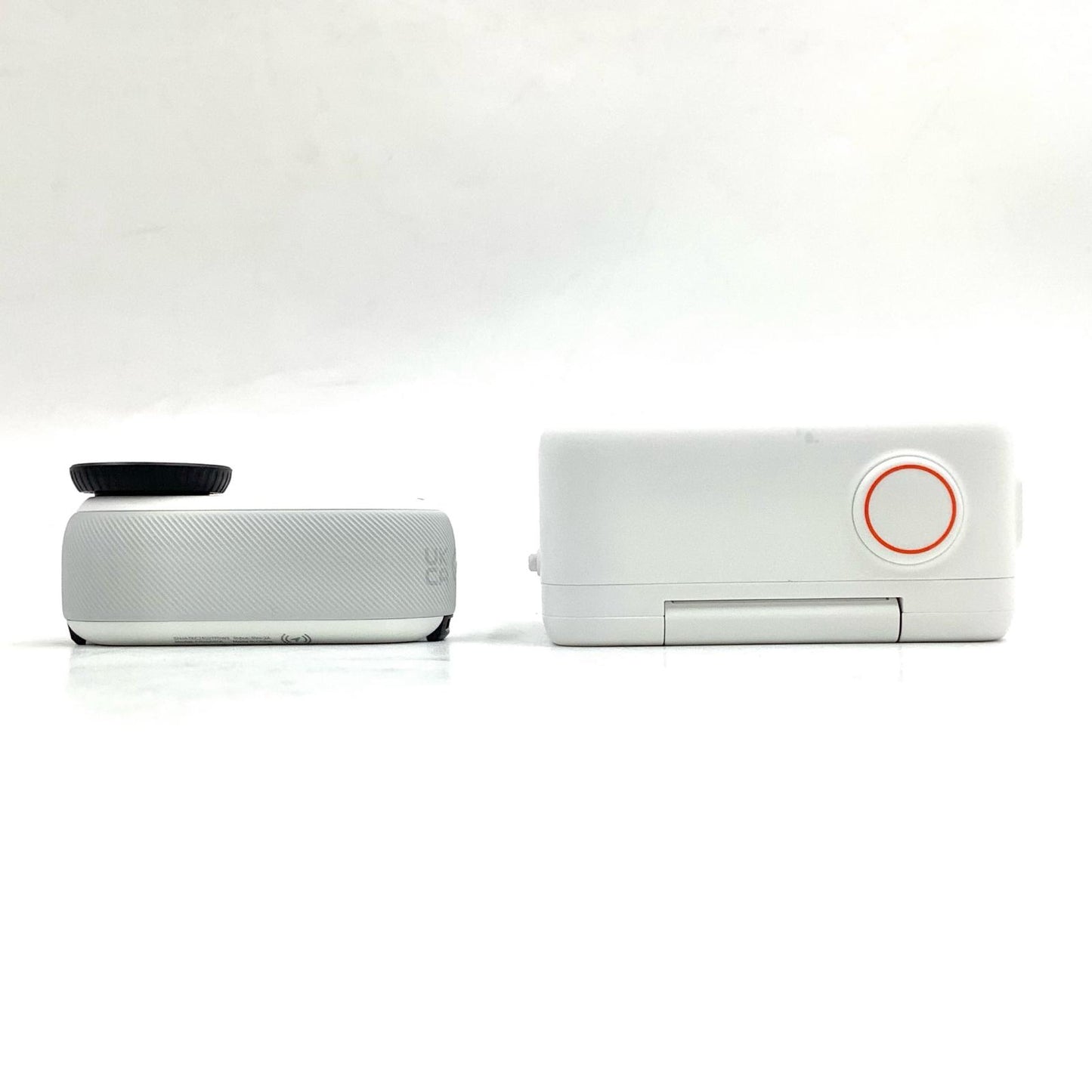 【全額返金保証】【最速発送】Insta360 GO 3S (128GB) [アークティックホワイト] 超美品 動作確認済
