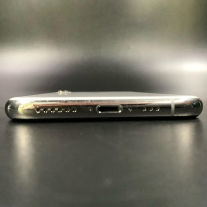 【最速発送】Apple iPhone iPhone XS 64GB シルバー au 白ロム【難有】 73%