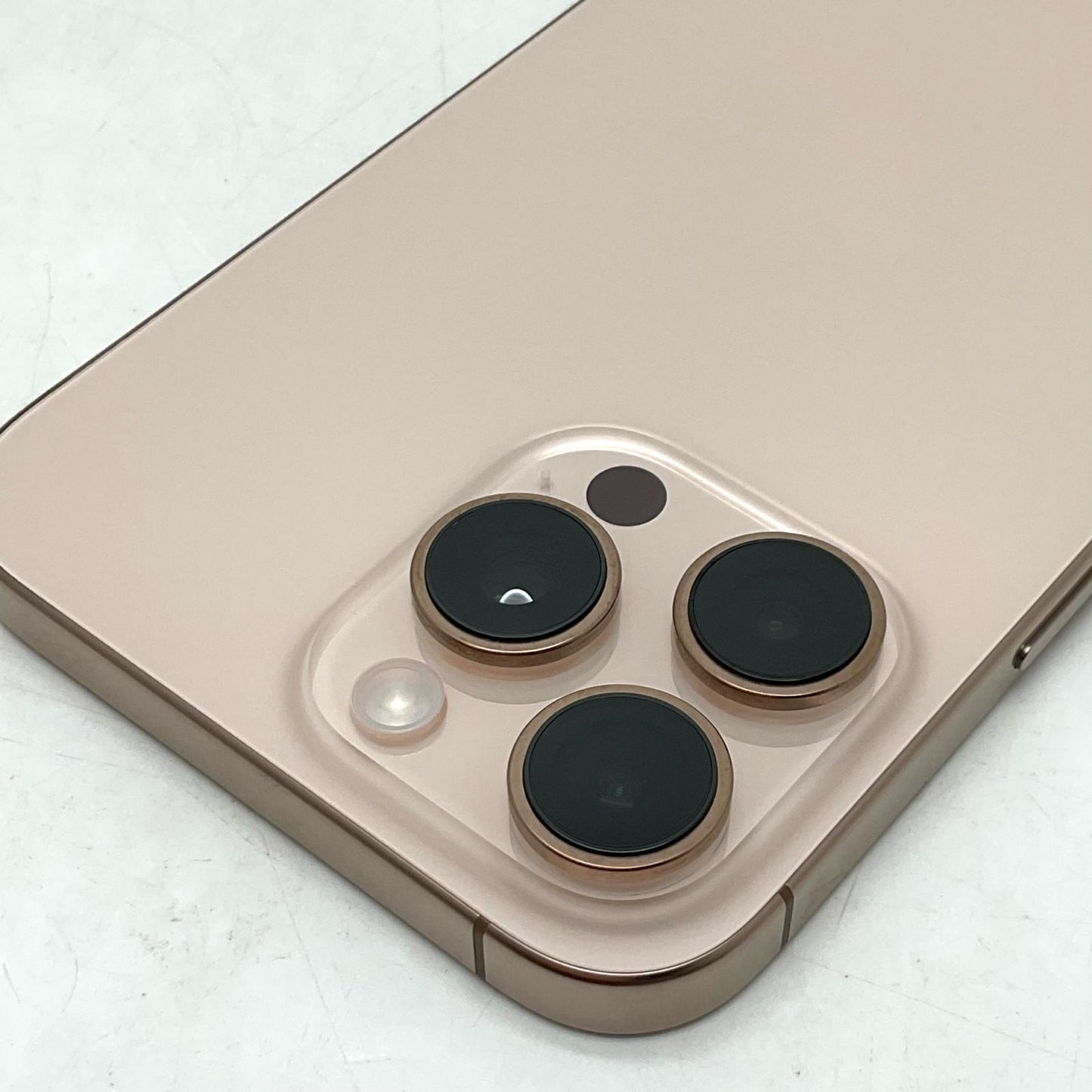 【全額返金保証】【最速発送】Apple iPhone iPhone 16 Pro Max 256GB デザートチタニウム Softbank 動作確認済 100%