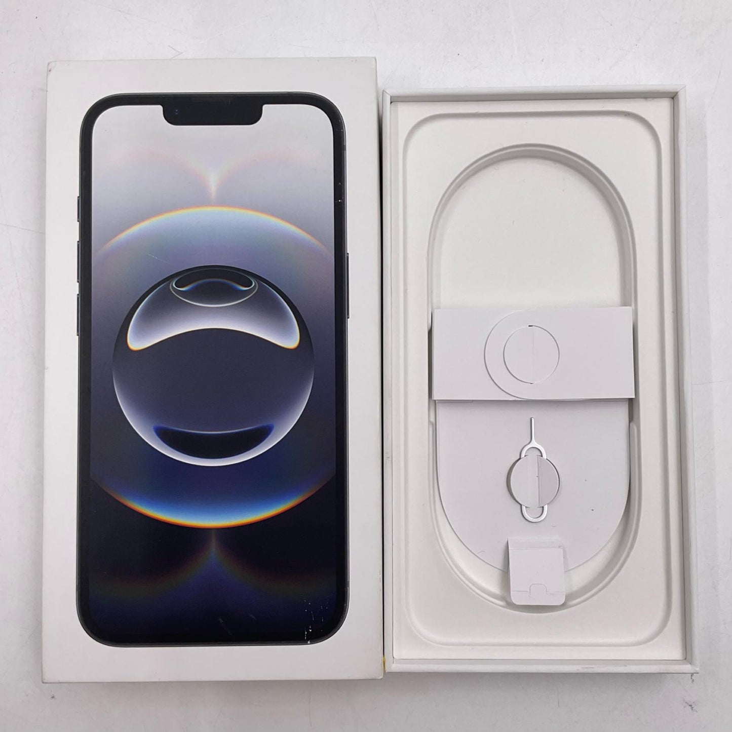 【全額返金保証】【最速発送】Apple iPhone iPhone 16e 128GB ブラック au 白ロム 超美品 動作確認済 100%