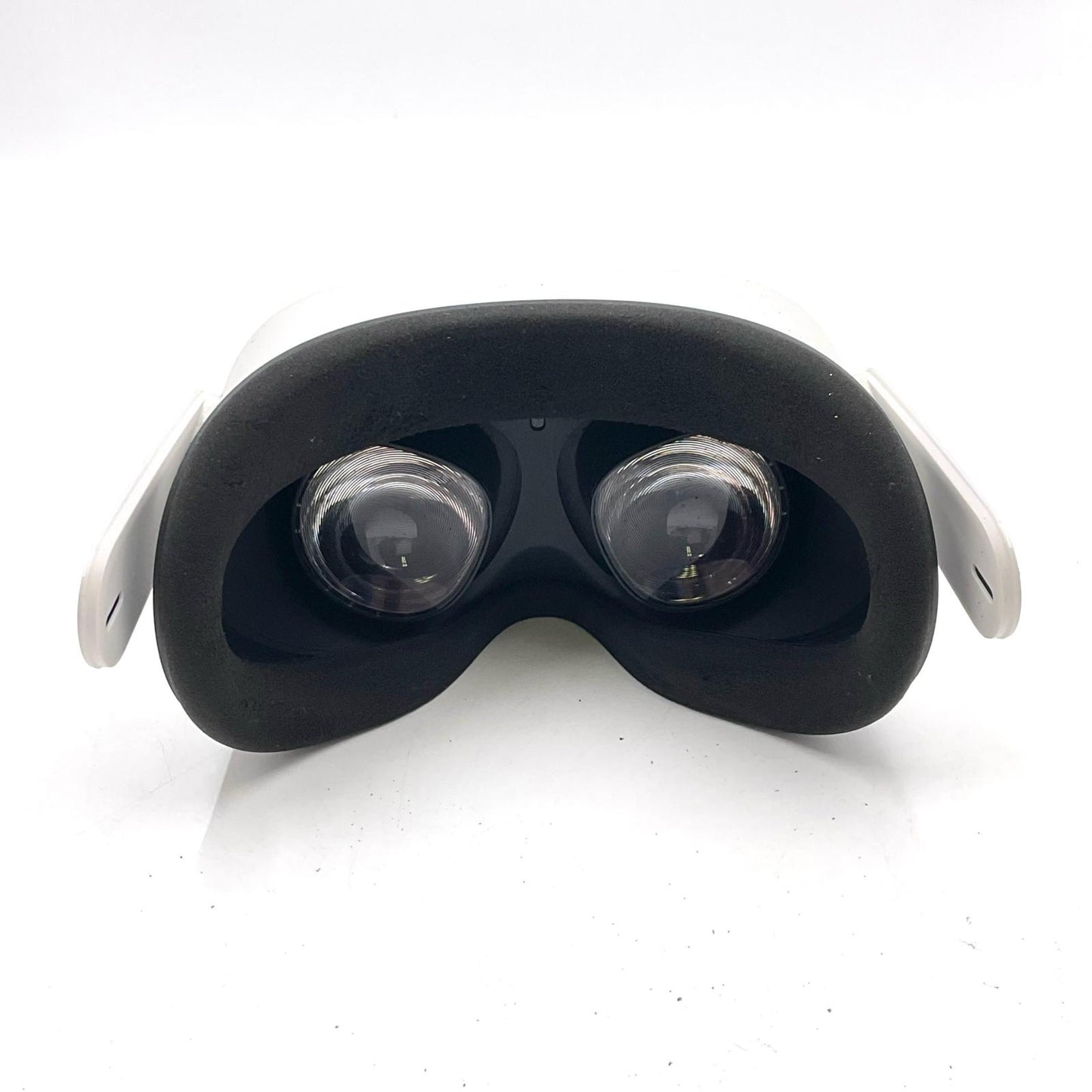 【全額返金保証】【最速発送】OCULUS OCULUS QUEST 2 KW49CM(本体)JD96CX(右）LX39EM(左) 美品 動作確認済