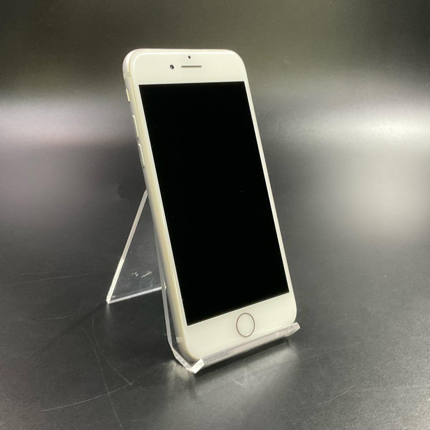 【全額返金保証】【最速発送】Apple iPhone iPhone 7 32GB シルバー docomo 白ロム 動作確認済 71%