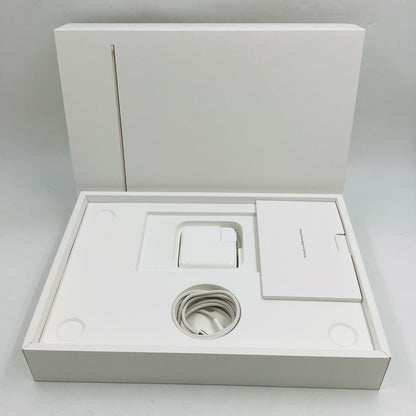 【全額返金保証】【最速発送】Apple MacBook Air 13インチ 2022 Apple M2 8GB 256GB スターライト 100% 超美品 動作確認済