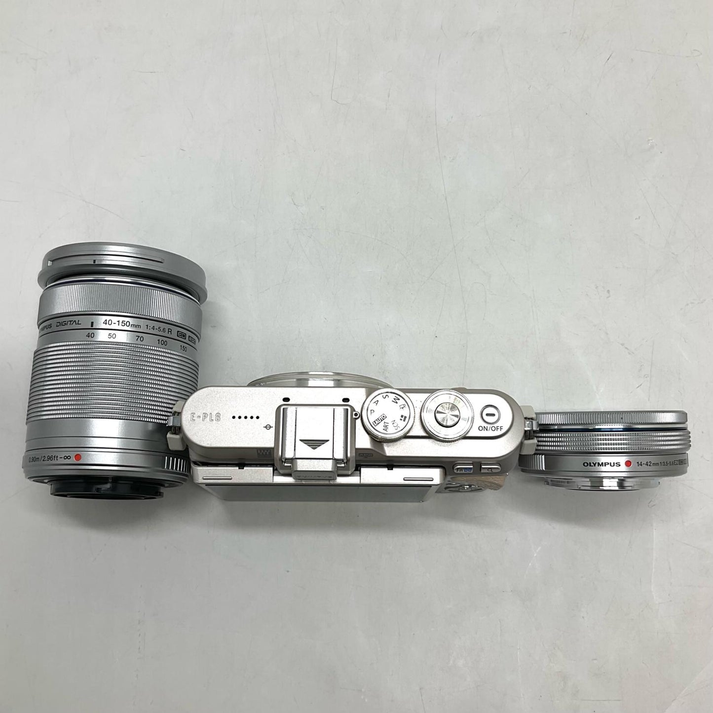 【全額返金保証】【最速発送】OLYMPUS デジタル一眼 PEN E-PL8 EZダブルズームキット ホワイト 美品 動作確認済