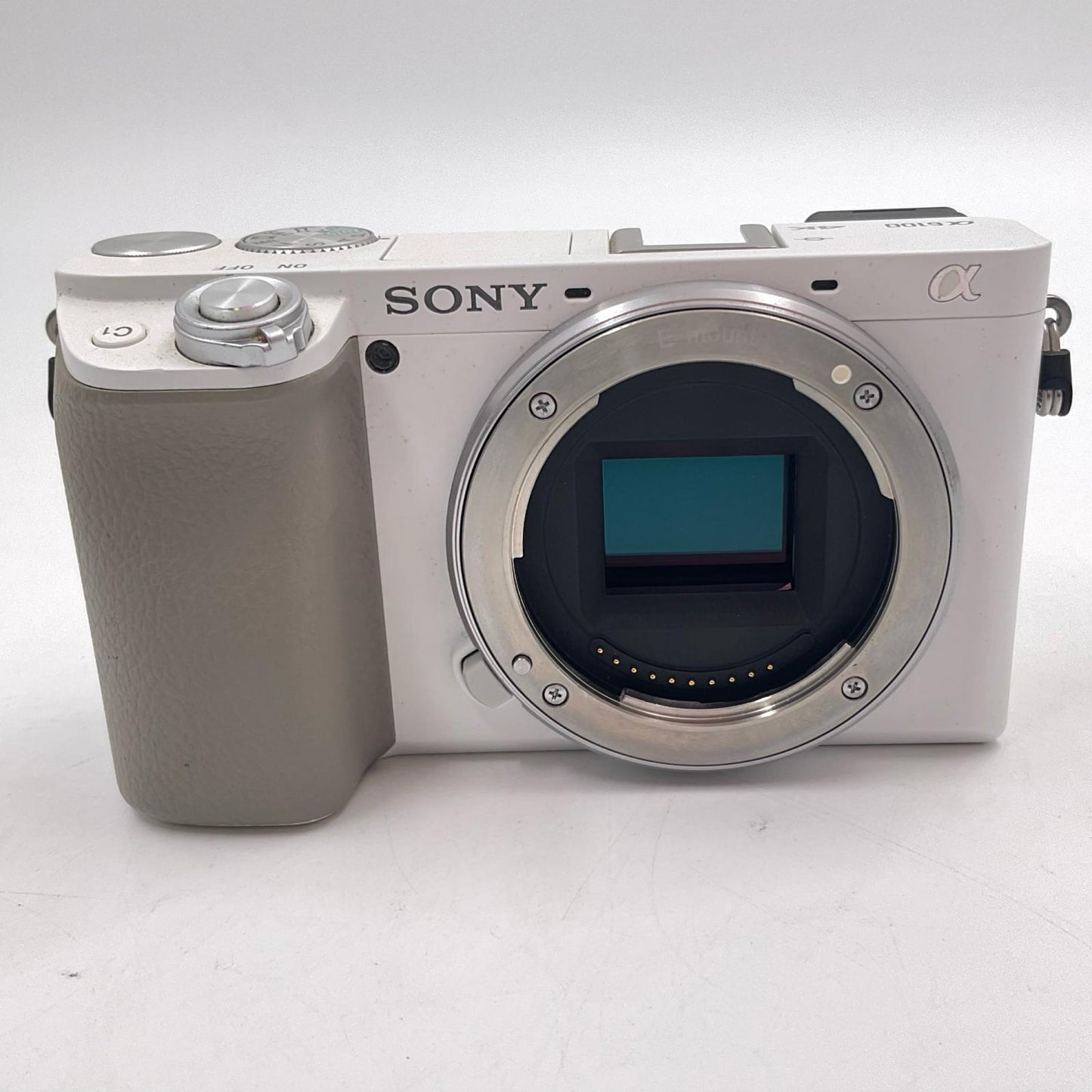 【全額返金保証】【最速発送】Sony デジタル一眼 α6100　ボディ ホワイト 美品 動作確認済