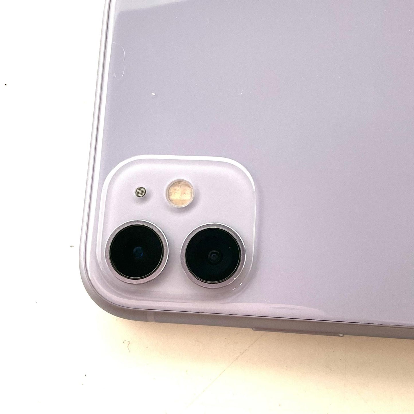 【全額返金保証】【最速発送】Apple iPhone iPhone 11 128GB パープル docomo 白ロム 動作確認済 75%