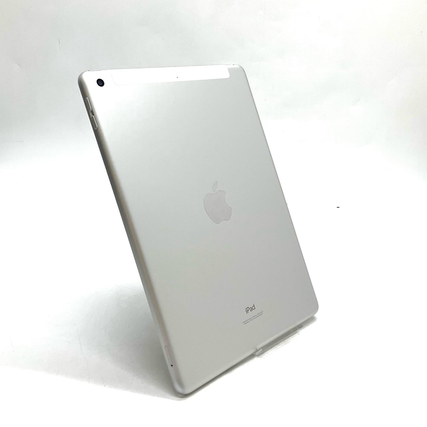 【全額返金保証】【最速発送】Apple iPad iPad 10.2インチ 第9世代 64GB シルバー WiFi+Cellular docomo SIMフリー 白ロム 美品 動作確認済