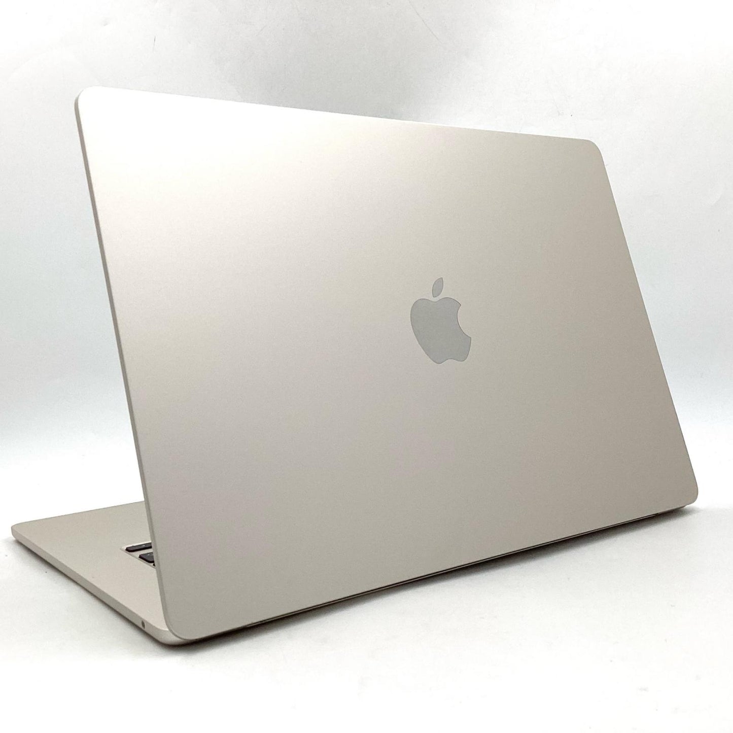 【最速発送】Apple MacBook Air 15インチ 2023 Apple M2 8GB 256GB スターライト 86%【難有】
