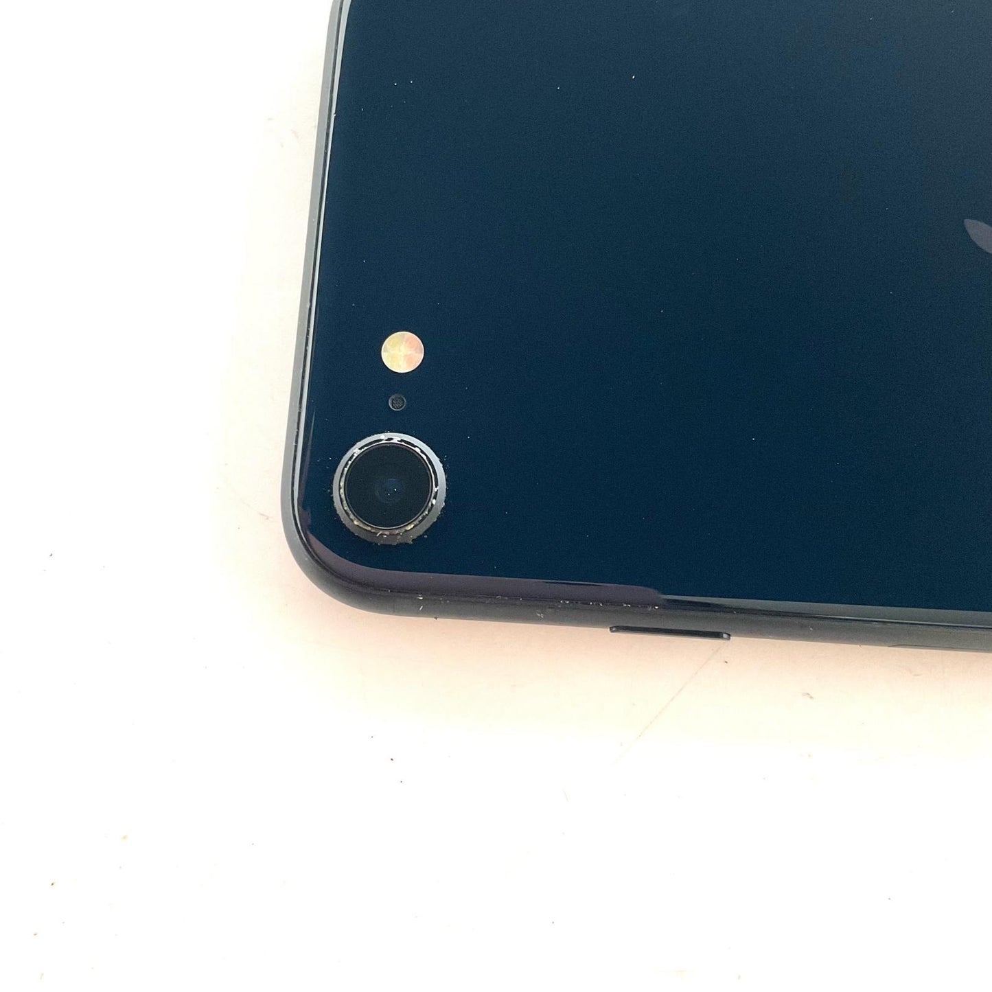 【全額返金保証】【最速発送】Apple iPhone iPhone SE (第3世代) 64GB Midnight au 白ロム 動作確認済 85%