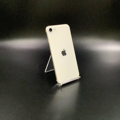 【全額返金保証】【最速発送】Apple iPhone iPhone SE (第3世代) 64GB Starlight au 白ロム 動作確認済 96%