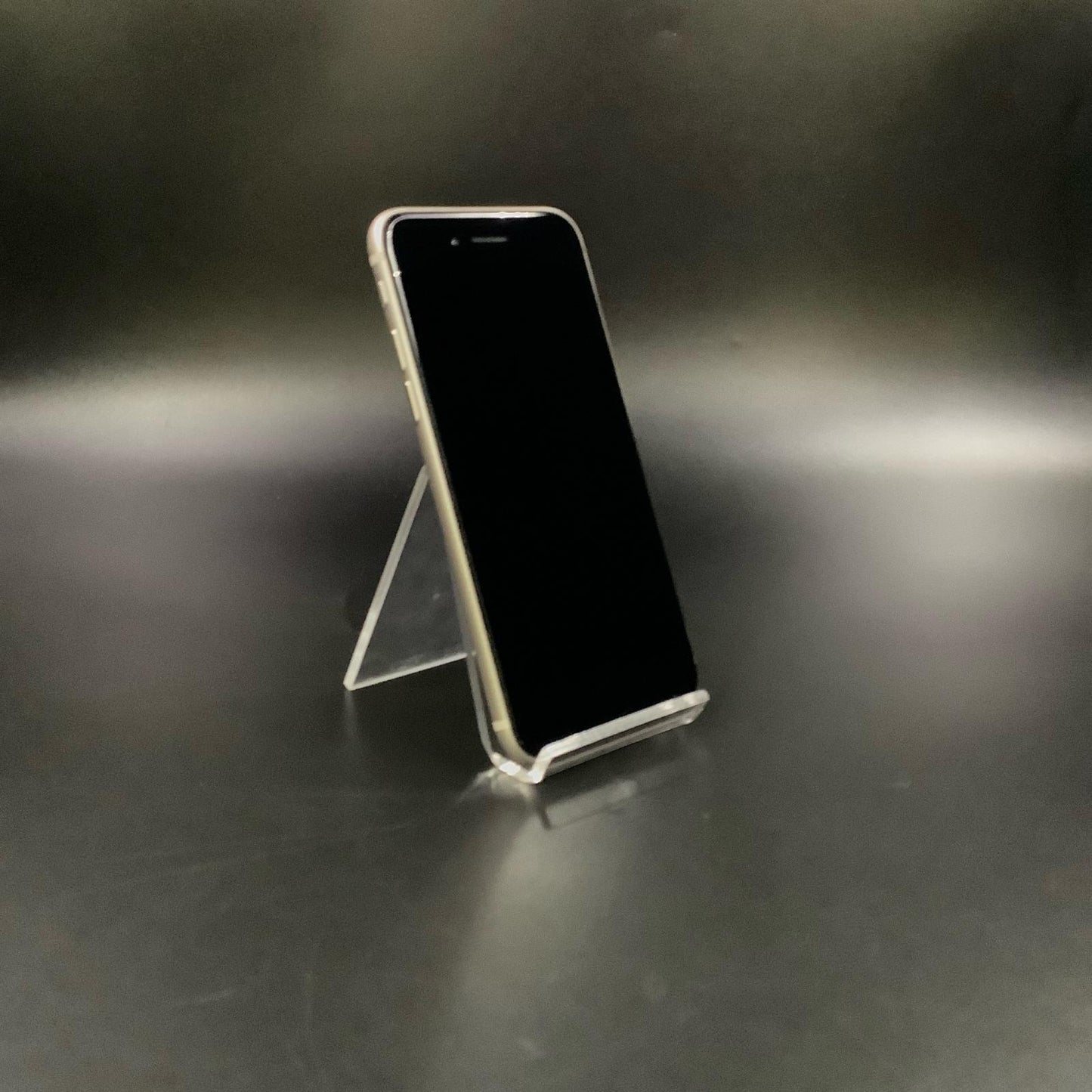 【全額返金保証】【最速発送】Apple iPhone iPhone SE (第3世代) 64GB Starlight au 白ロム 動作確認済 86%