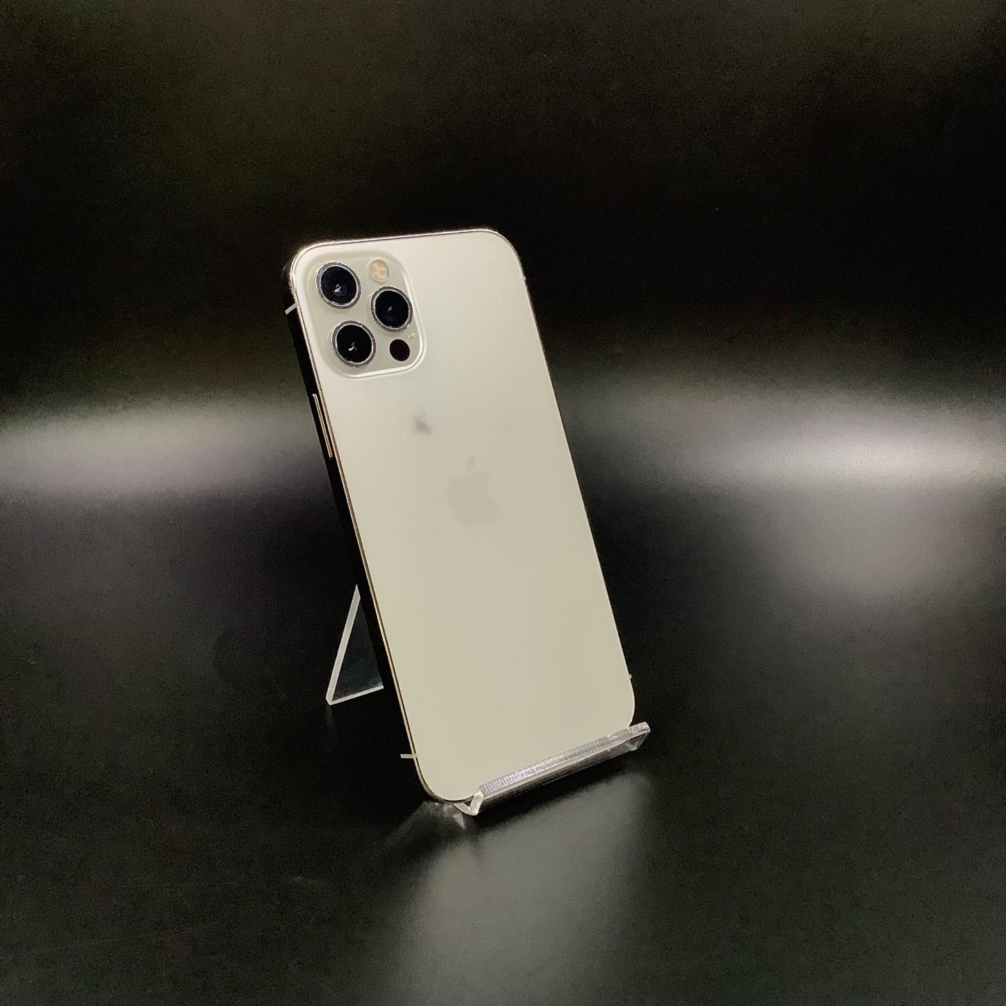 【全額返金保証】【最速発送】Apple iPhone iPhone 12 Pro 128GB Silver docomo 白ロム 動作確認済 89%