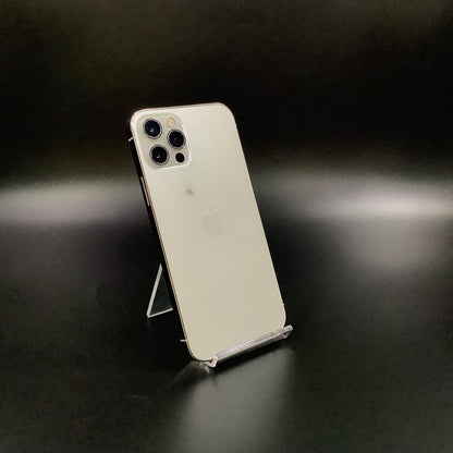 【全額返金保証】【最速発送】Apple iPhone iPhone 12 Pro 128GB Silver docomo 白ロム 動作確認済 89%