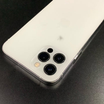 【全額返金保証】【最速発送】Apple iPhone iPhone 12 Pro 128GB Silver docomo 白ロム 動作確認済 89%