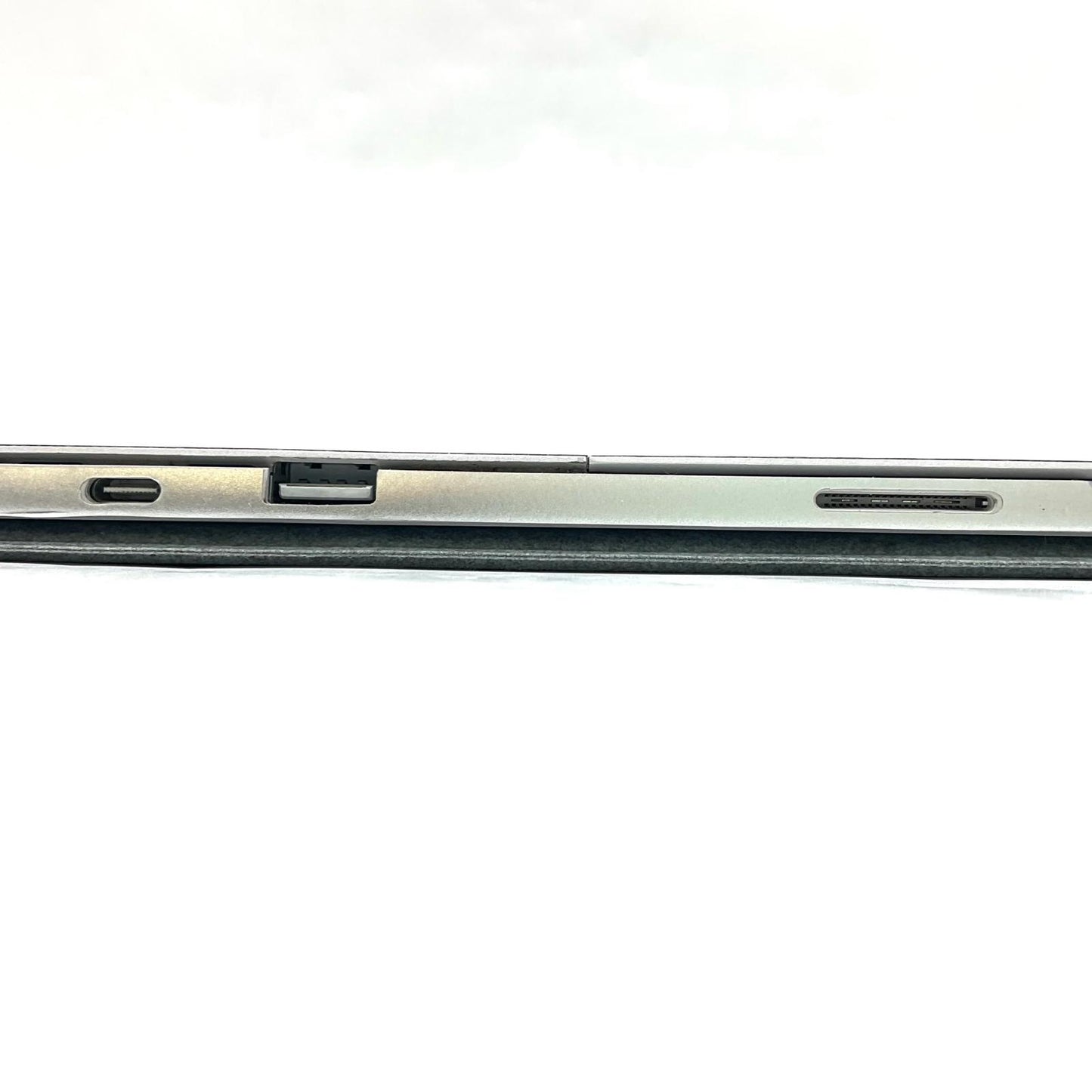 【全額返金保証】【最速発送】Microsoft Surface Pro 7+ 1960 i5-1135G7 8GB M.2 SSD 256GB 82.9% 動作確認済