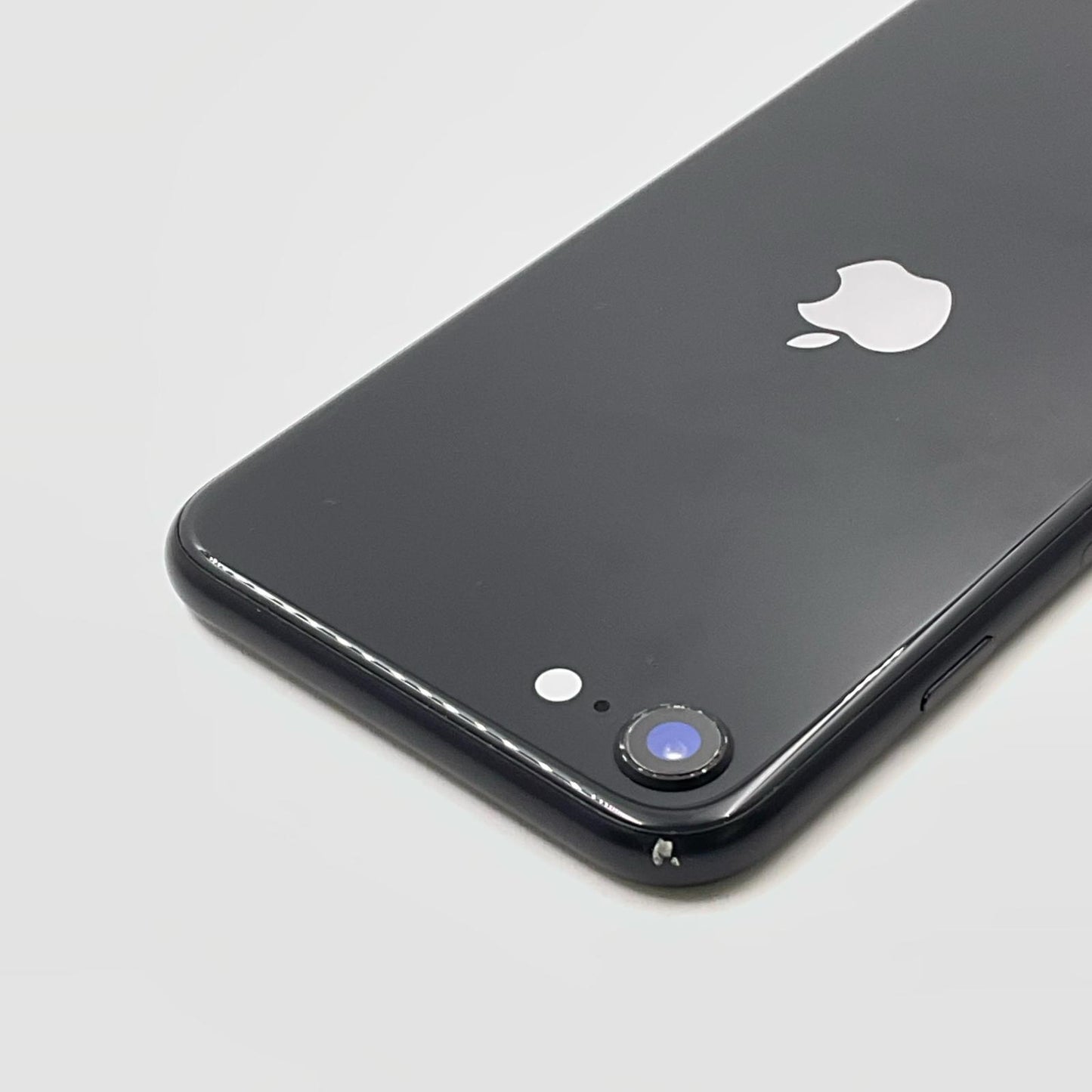 【全額返金保証】【最速発送】Apple iPhone iPhone SE（第2世代） 64GB ブラック docomo 白ロム 動作確認済 89%