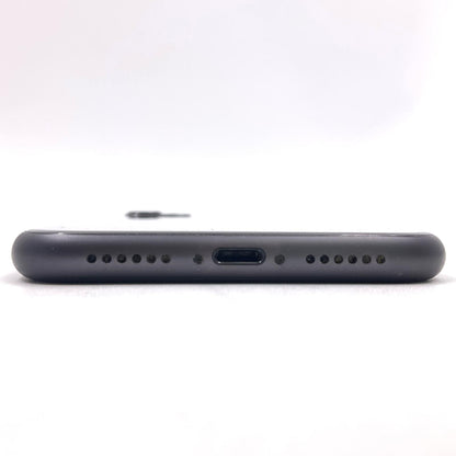 【全額返金保証】【最速発送】Apple iPhone iPhone 11 256GB ブラック au 白ロム 動作確認済 83%