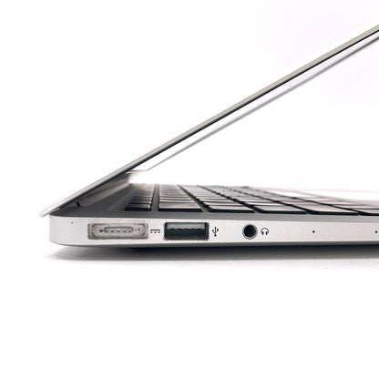 【最速発送】Apple MacBook Air 13.3インチ 2015 デュアルコア intel core i5 8GB 256GB シルバー 16%【難有】