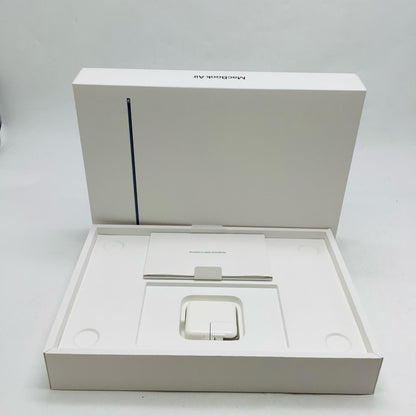 【全額返金保証】【最速発送】Apple MacBook Air 13.6インチ 2022 M2 8コア 8GB 256GB ミッドナイト 95% 動作確認済