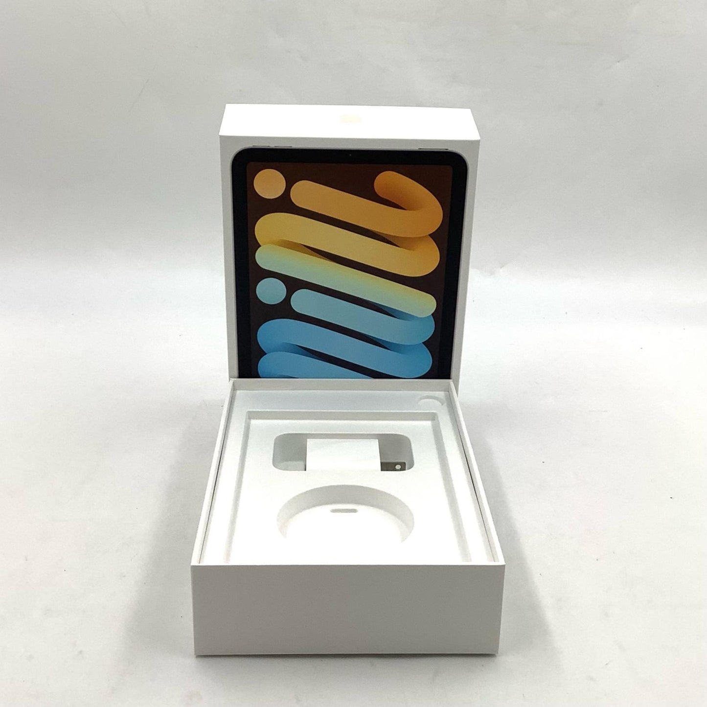 【全額返金保証】【最速発送】Apple iPad mini 8.3インチ 第6世代 64GB スターライト Wi-Fi 超美品 動作確認済