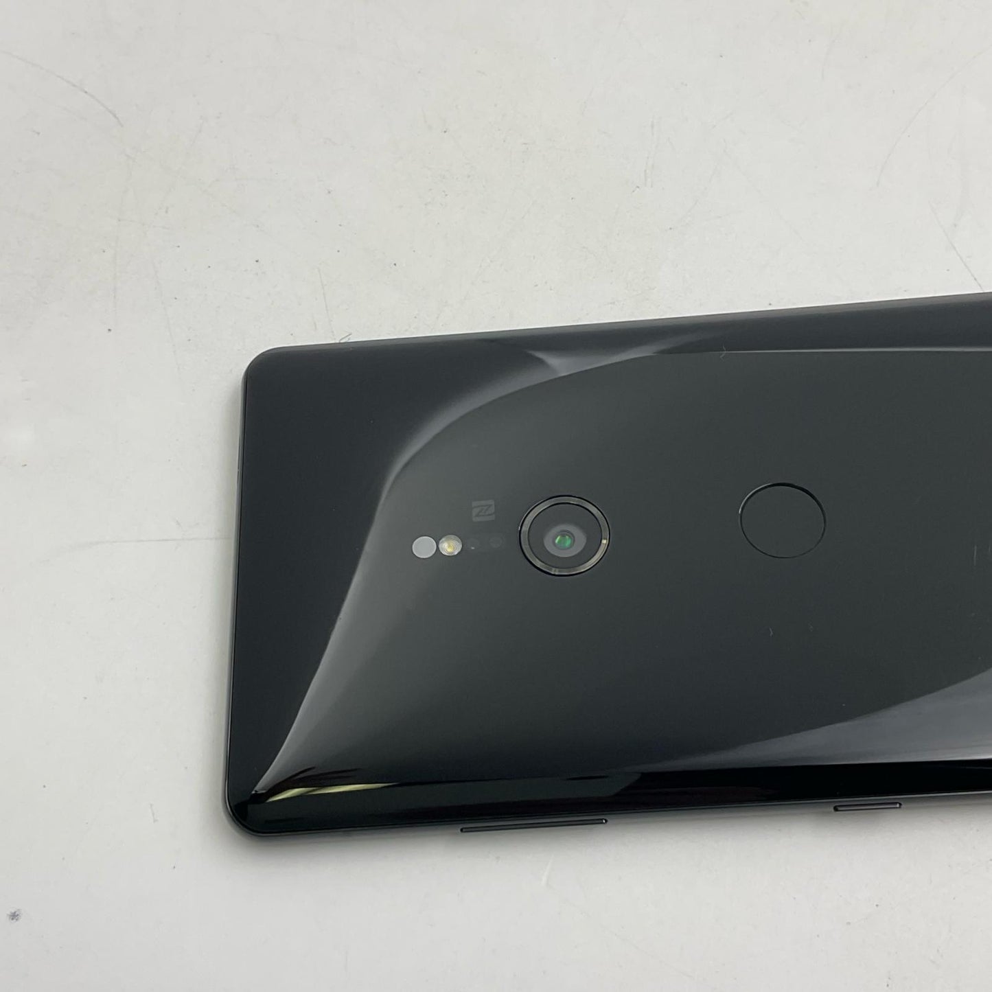 【全額返金保証】【最速発送】Sony Xperia XZ3 64GB ブラック Softbank 801SO 白ロム 美品 動作確認済