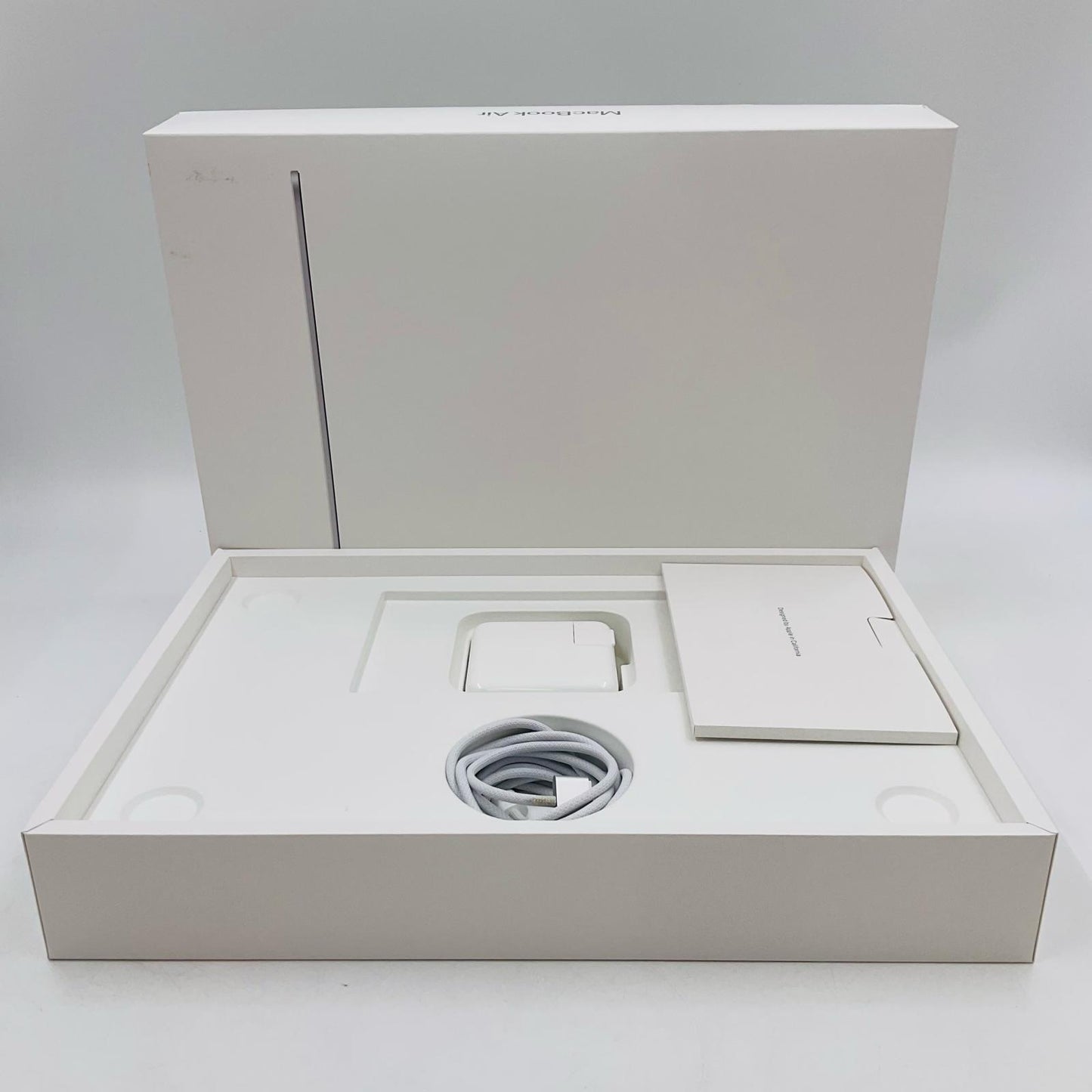 【全額返金保証】【最速発送】Apple MacBook Air 13.6インチ 2024 Apple M3 16GB 512GB シルバー 91% 美品 動作確認済
