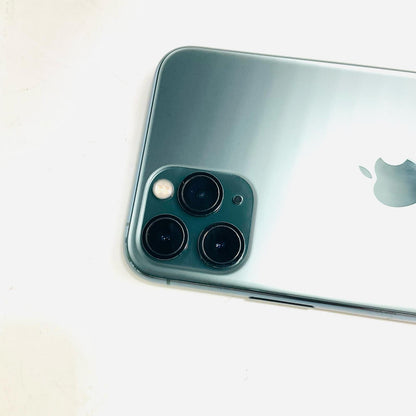 【全額返金保証】【最速発送】Apple iPhone iPhone 11 Pro 256GB ミッドナイトグリーン docomo 白ロム 動作確認済 74%