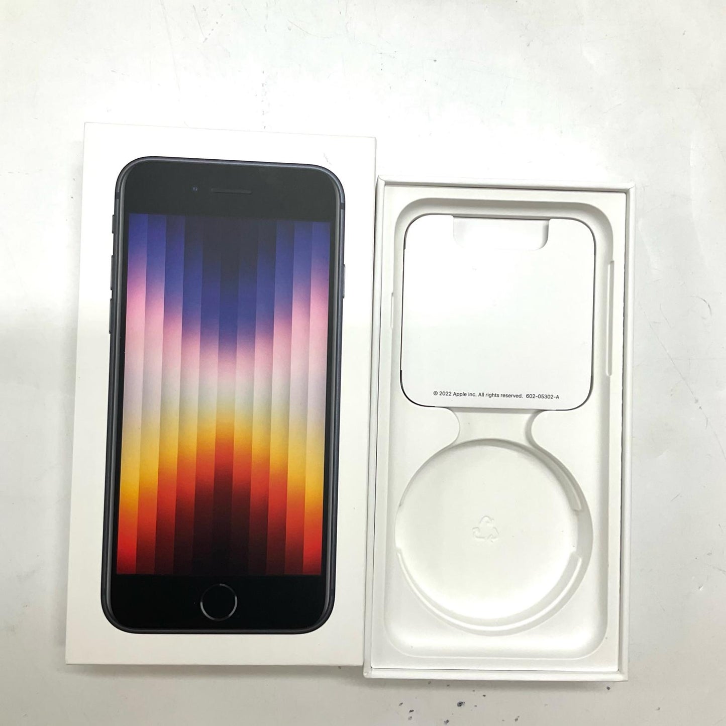 【全額返金保証】【最速発送】Apple iPhone iPhone SE（第3世代） 64GB ミッドナイト Softbank 白ロム 動作確認済 74%