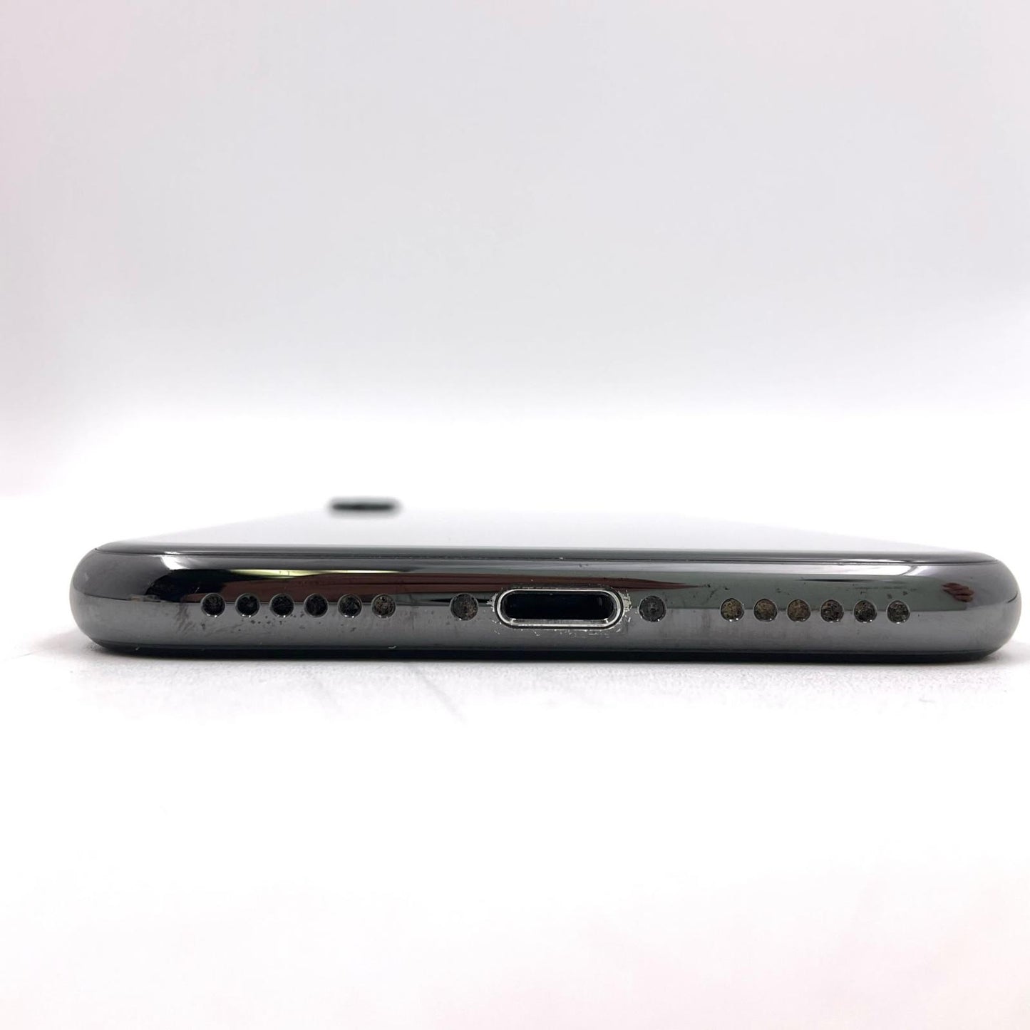 【全額返金保証】【最速発送】Apple iPhone iPhone X 64GB スペースグレイ au 白ロム 動作確認済 68%
