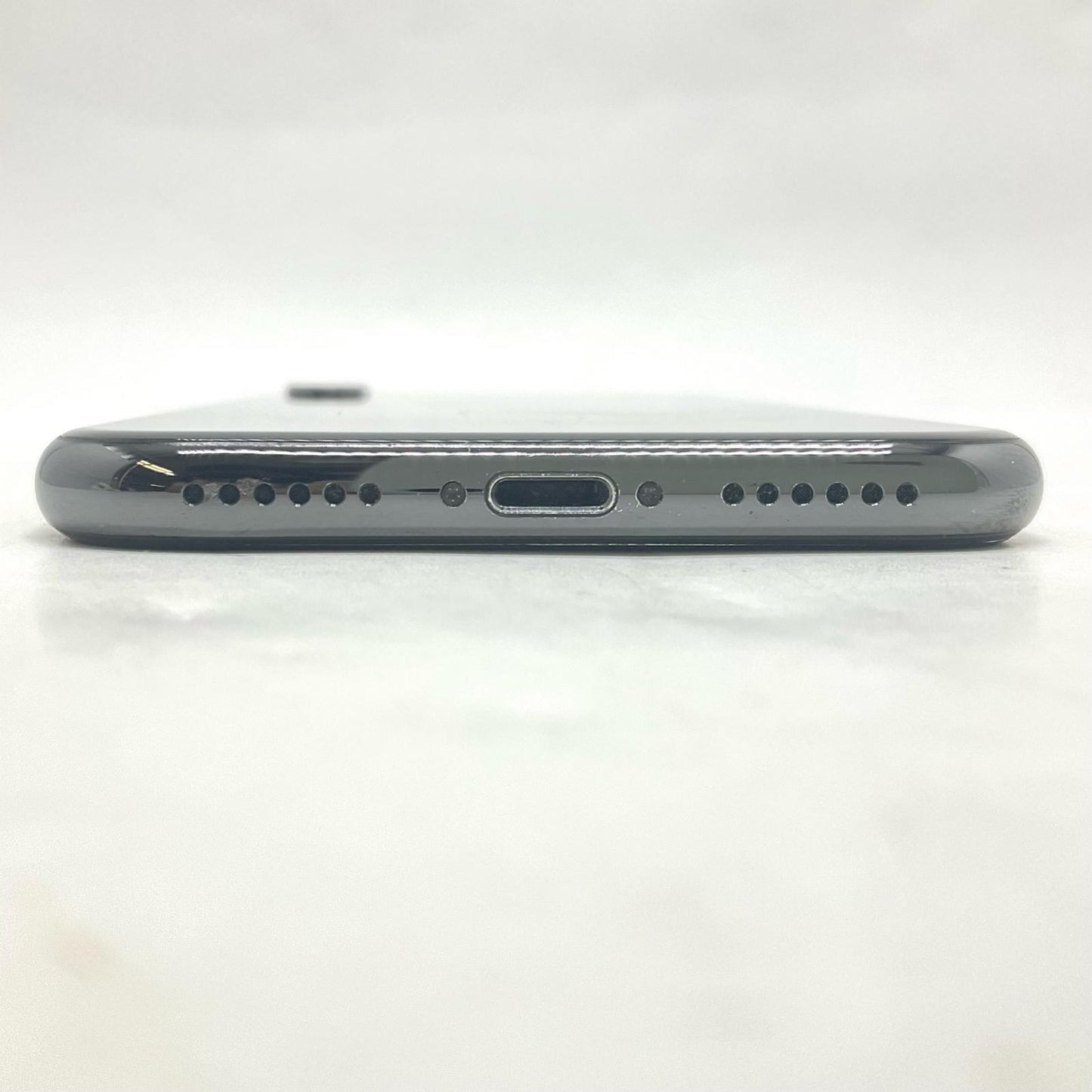【全額返金保証】【最速発送】Apple iPhone iPhone X 64GB スペースグレイ au 白ロム 動作確認済 70%
