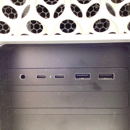 【全額返金保証】【最速発送】Apple Mac Pro 16コア intel Xeon W 192GB SSD 4TB 動作確認済