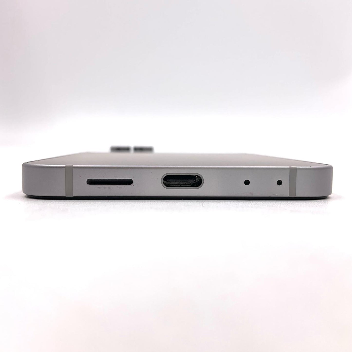 【最速発送】SAMSUNG Galaxy Z Flip6 512GB シルバーシャドウ SIMフリー SM-F741Q 白ロム【難有】