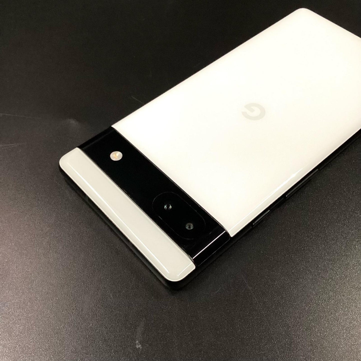 【全額返金保証】【最速発送】Google Pixel 6a 128GB チョーク au GB17L 白ロム 美品 動作確認済