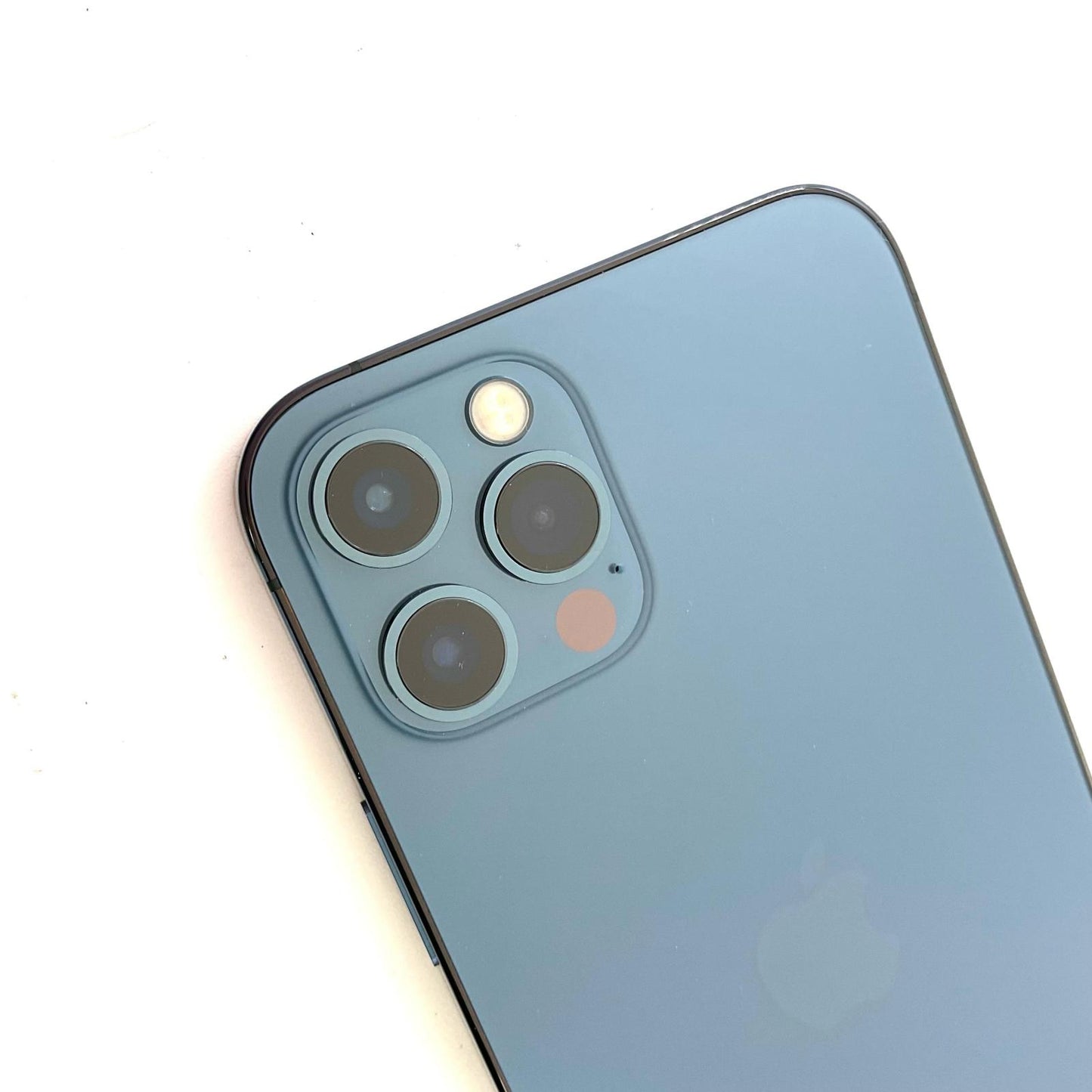 【全額返金保証】【最速発送】Apple iPhone iPhone 12 Pro 256GB パシフィックブルー docomo SIMフリー 白ロム 美品 動作確認済 86%