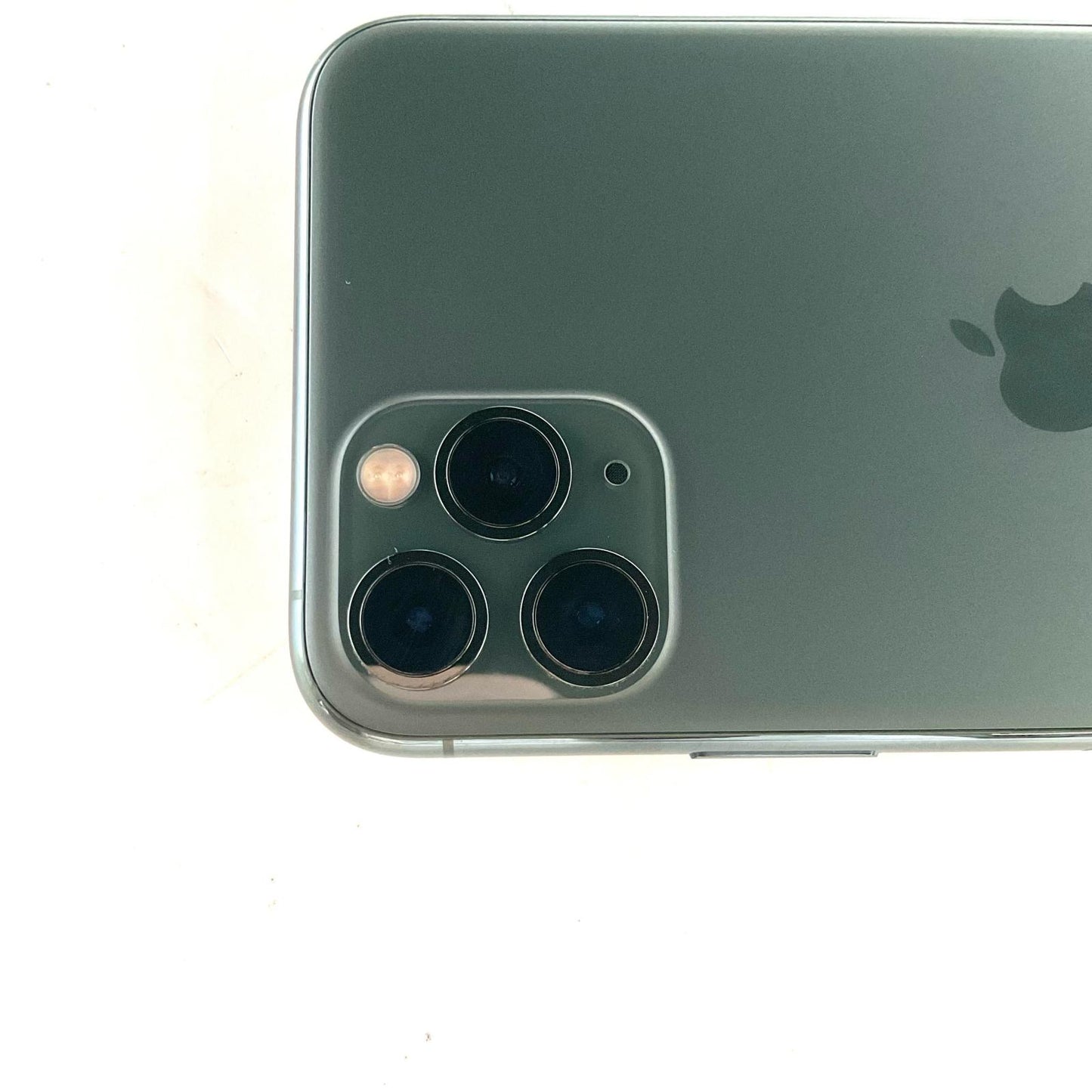 【全額返金保証】【最速発送】Apple iPhone iPhone 11 Pro 256GB ミッドナイトグリーン au 白ロム 動作確認済 75%