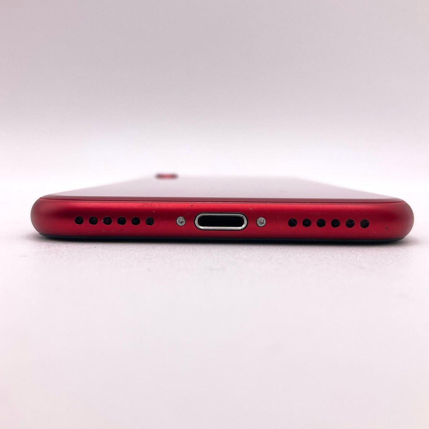 【全額返金保証】【最速発送】Apple iPhone iPhone 8 64GB (PRODUCT)RED docomo 白ロム 動作確認済 72%