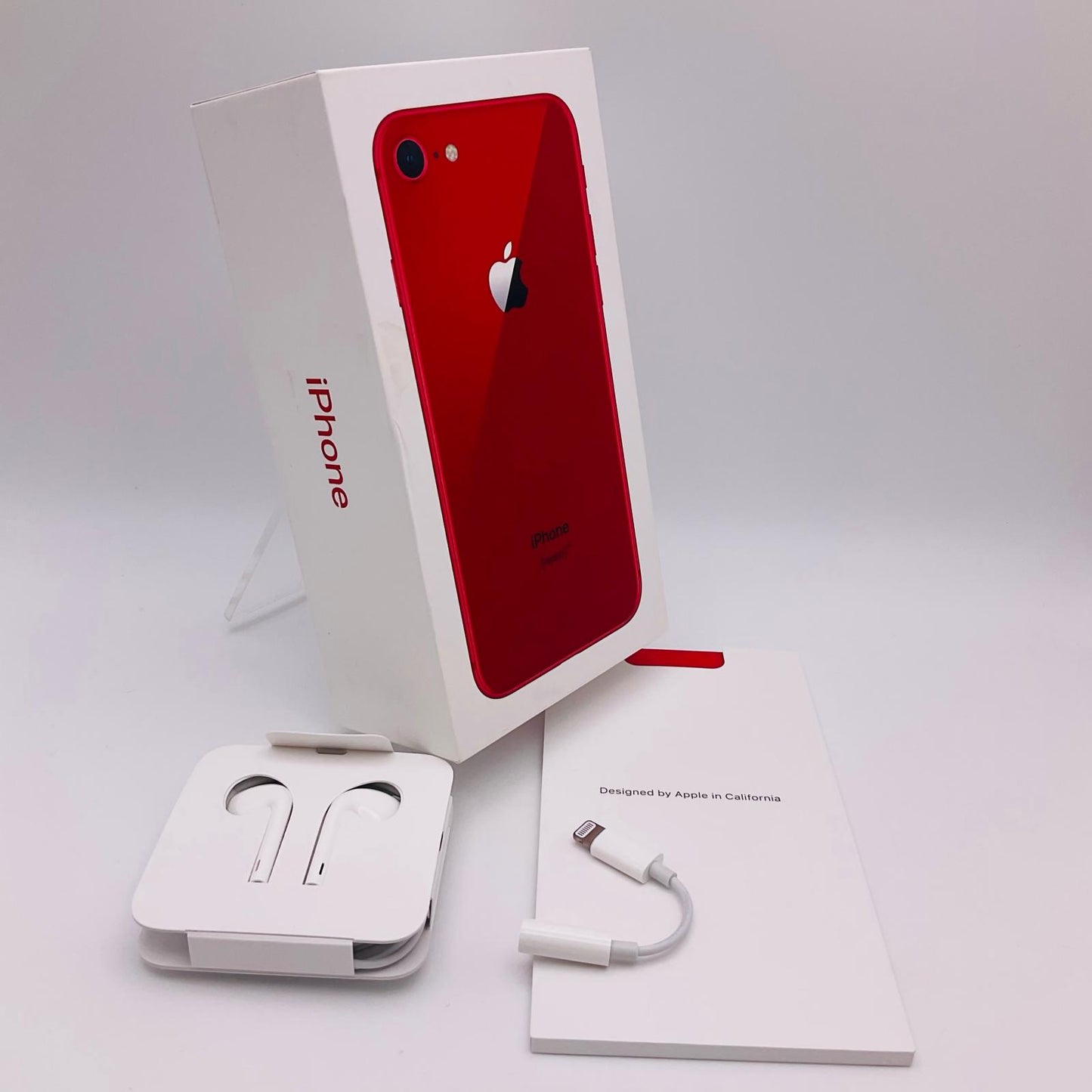 【全額返金保証】【最速発送】Apple iPhone iPhone 8 64GB (PRODUCT)RED docomo 白ロム 動作確認済 72%