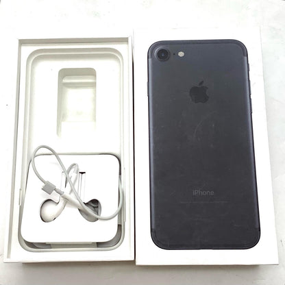 【全額返金保証】【最速発送】Apple iPhone iPhone 7 32GB ブラック Softbank 白ロム 動作確認済 76%