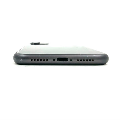 【全額返金保証】【最速発送】Apple iPhone iPhone 11 128GB ブラック docomo 白ロム 動作確認済 74%