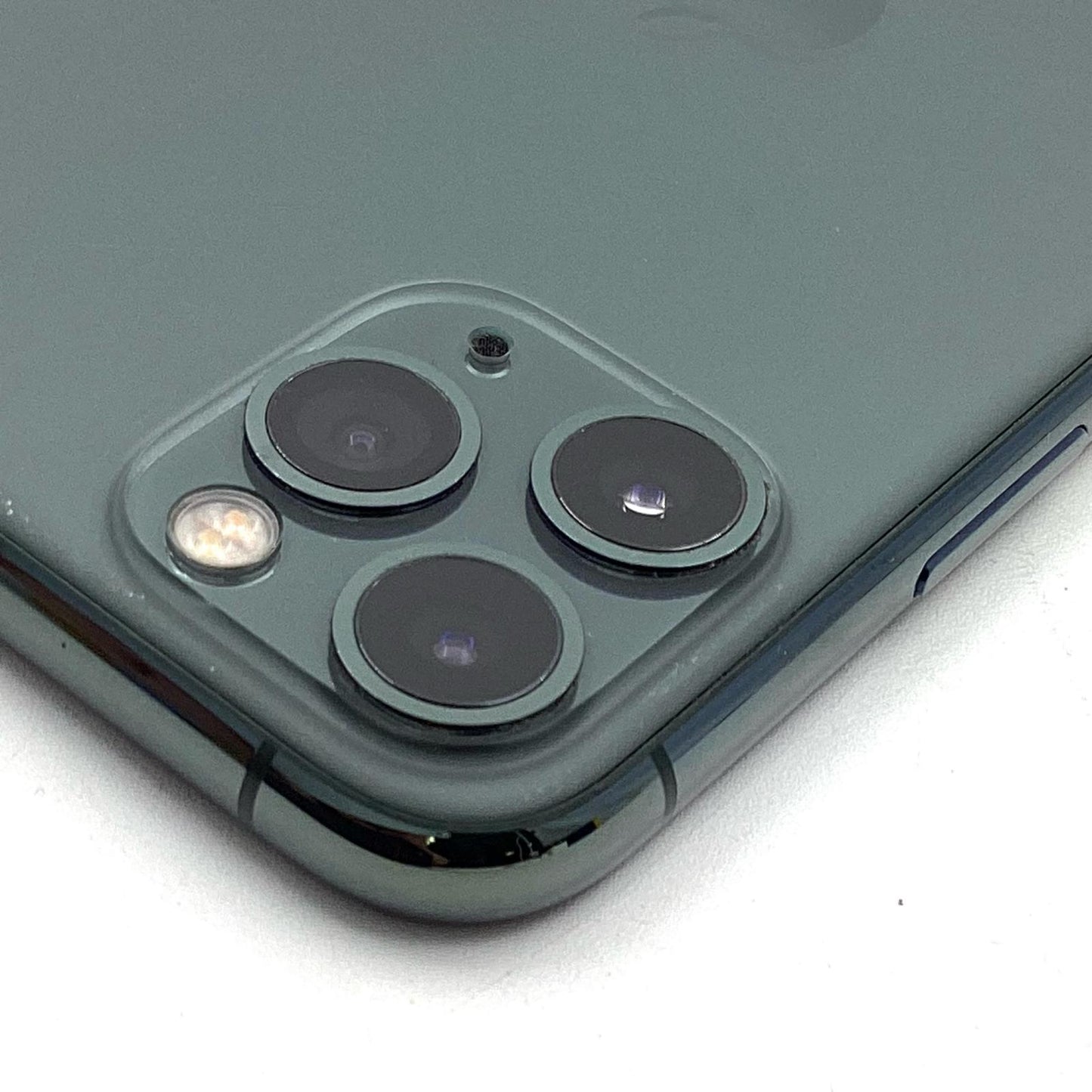 【全額返金保証】【最速発送】Apple iPhone iPhone 11 Pro 256GB グリーン docomo 白ロム 動作確認済 70%