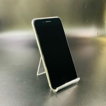 【全額返金保証】【最速発送】Apple iPhone iPhone SE（第2世代） 64GB ホワイト docomo 白ロム 動作確認済 83%