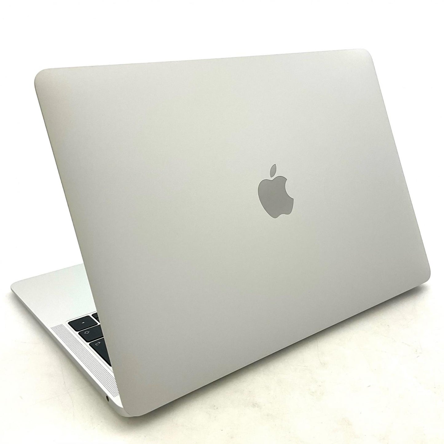 【全額返金保証】【最速発送】Apple MacBook Air 13.3インチ 2019 1.6GHz デュアルコア Intel Core i5 8GB 128GB シルバー 美品 動作確認済