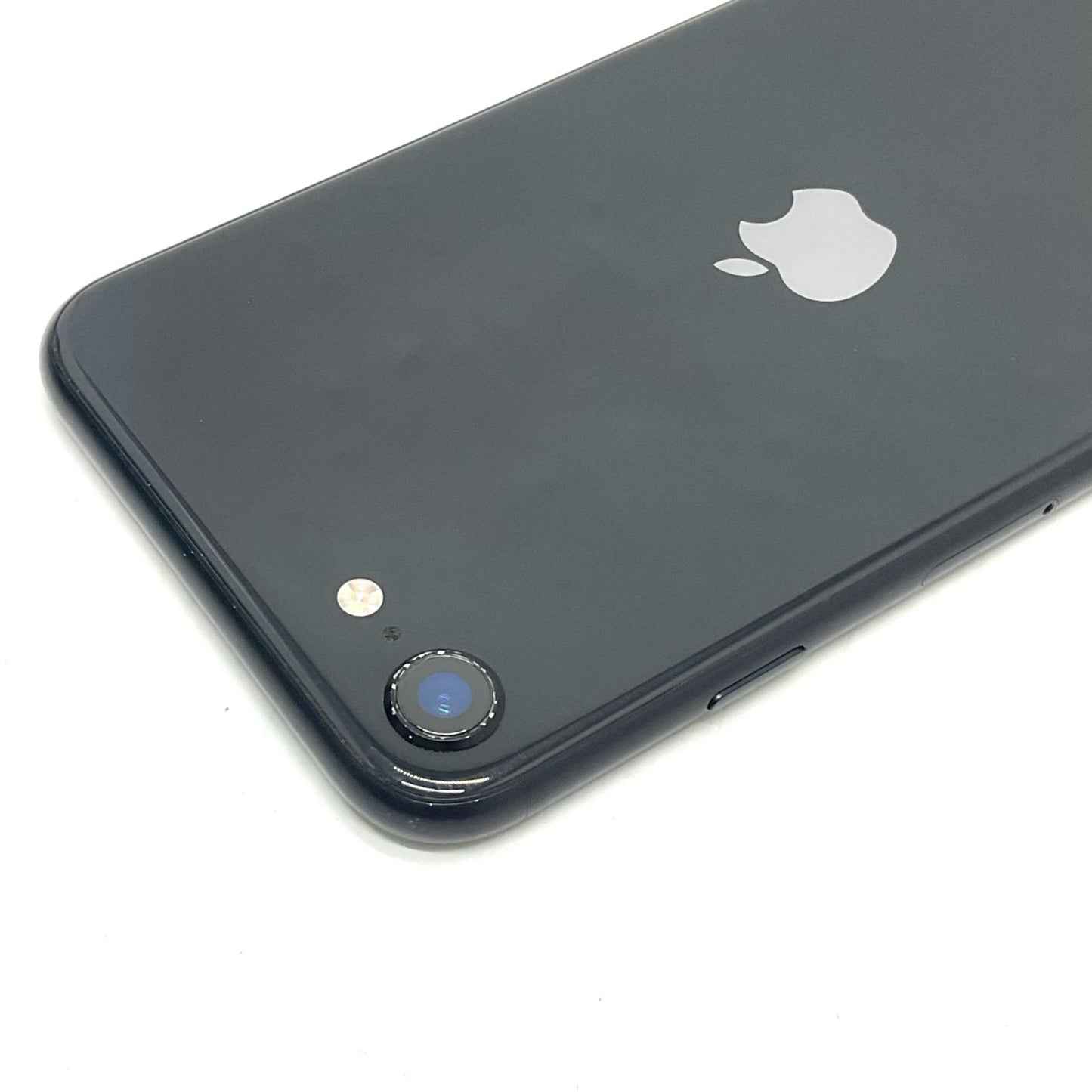 【全額返金保証】【最速発送】Apple iPhone iPhone SE（第2世代） 64GB ブラック au SIMフリー 白ロム 動作確認済 76%