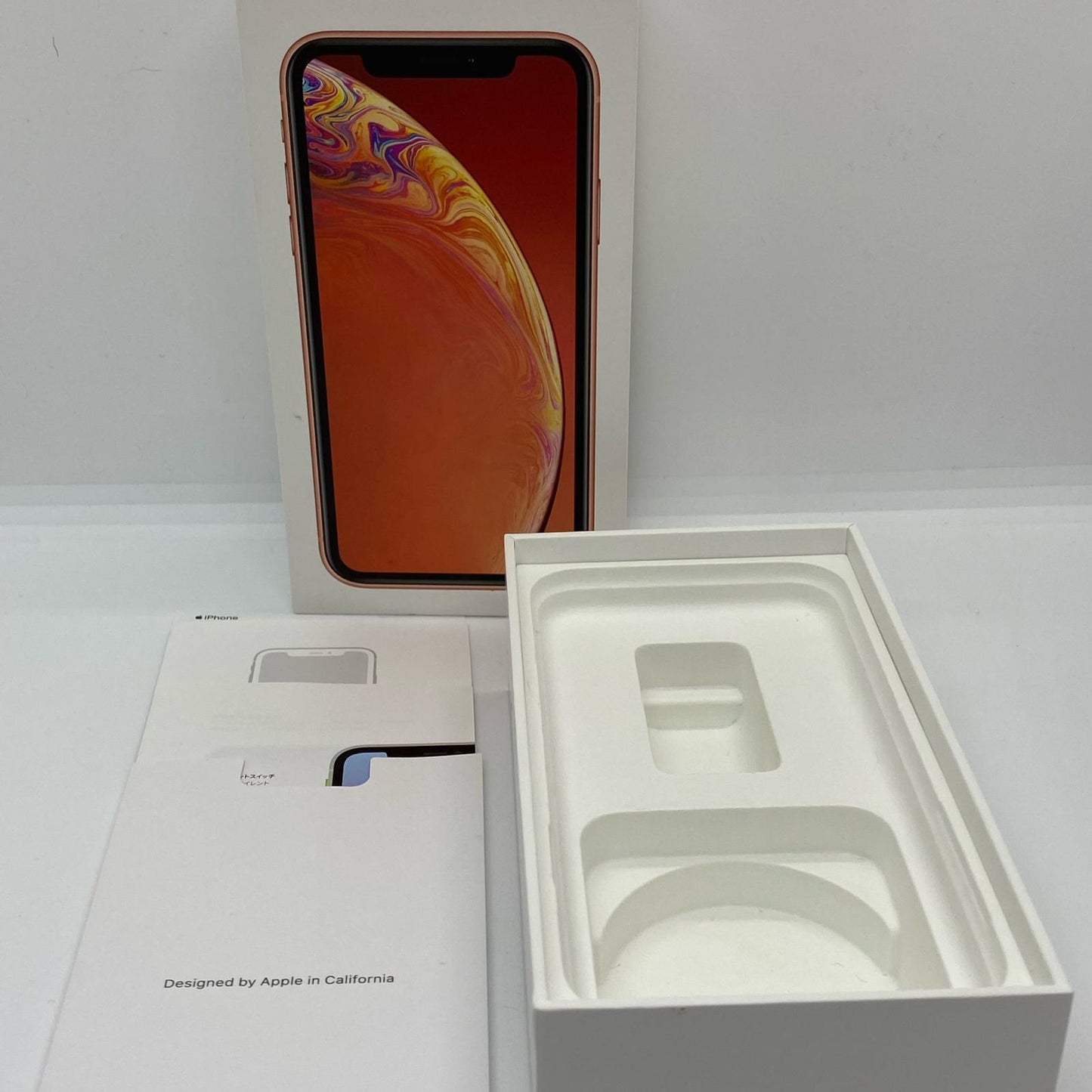 【最速発送】Apple iPhone iPhone XR 64GB コーラル docomo SIMフリー 白ロム【難有】 80%