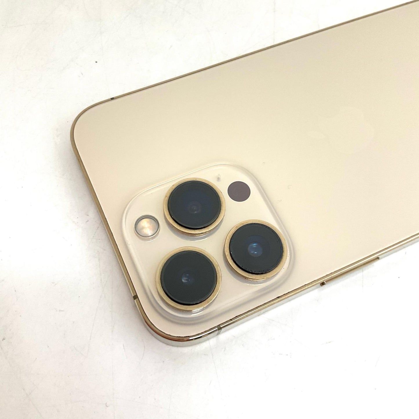 【全額返金保証】【最速発送】Apple iPhone iPhone 13 Pro 512GB ゴールド Softbank SIMフリー 白ロム 美品 動作確認済 85%