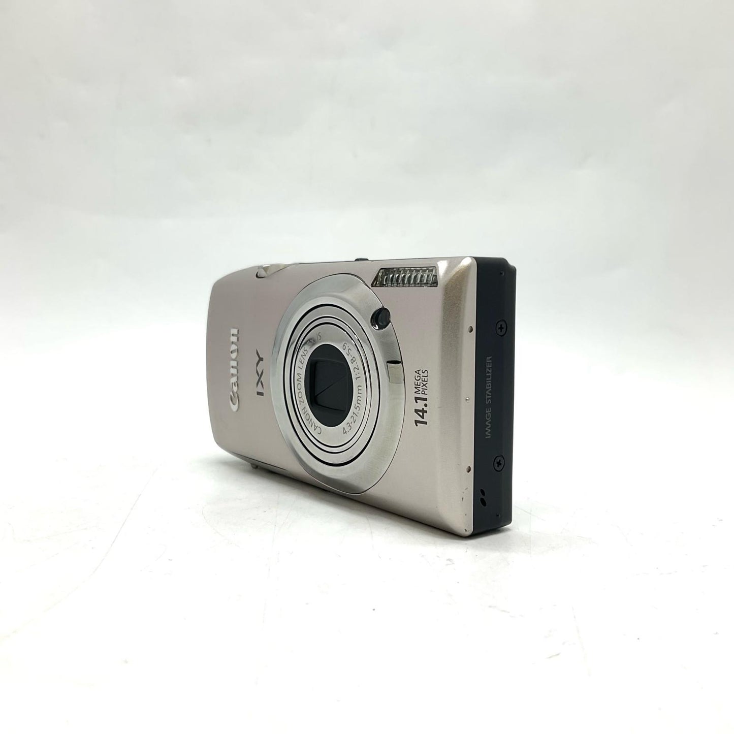 【全額返金保証】【最速発送】Canon コンパクトデジタルカメラ IXY 10S [シルバー] 美品 動作確認済
