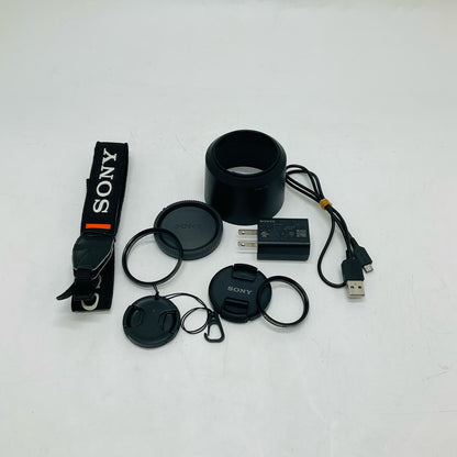 【全額返金保証】【最速発送】Sony デジタル一眼 α6400 ILCE-6400Y ダブルズームレンズキット [シルバー] 美品 動作確認済