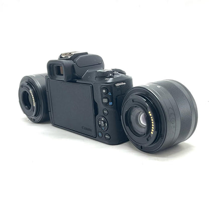 【全額返金保証】【最速発送】Canon デジタル一眼 EOS Kiss M2 ダブルズームキット [ブラック] 美品 動作確認済