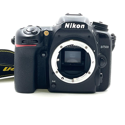 【全額返金保証】【最速発送】Nikon デジタル一眼 D7500 美品 動作確認済
